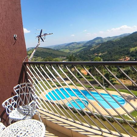 Apto c lazer e linda vista verde Águas de Lindóia Exterior foto