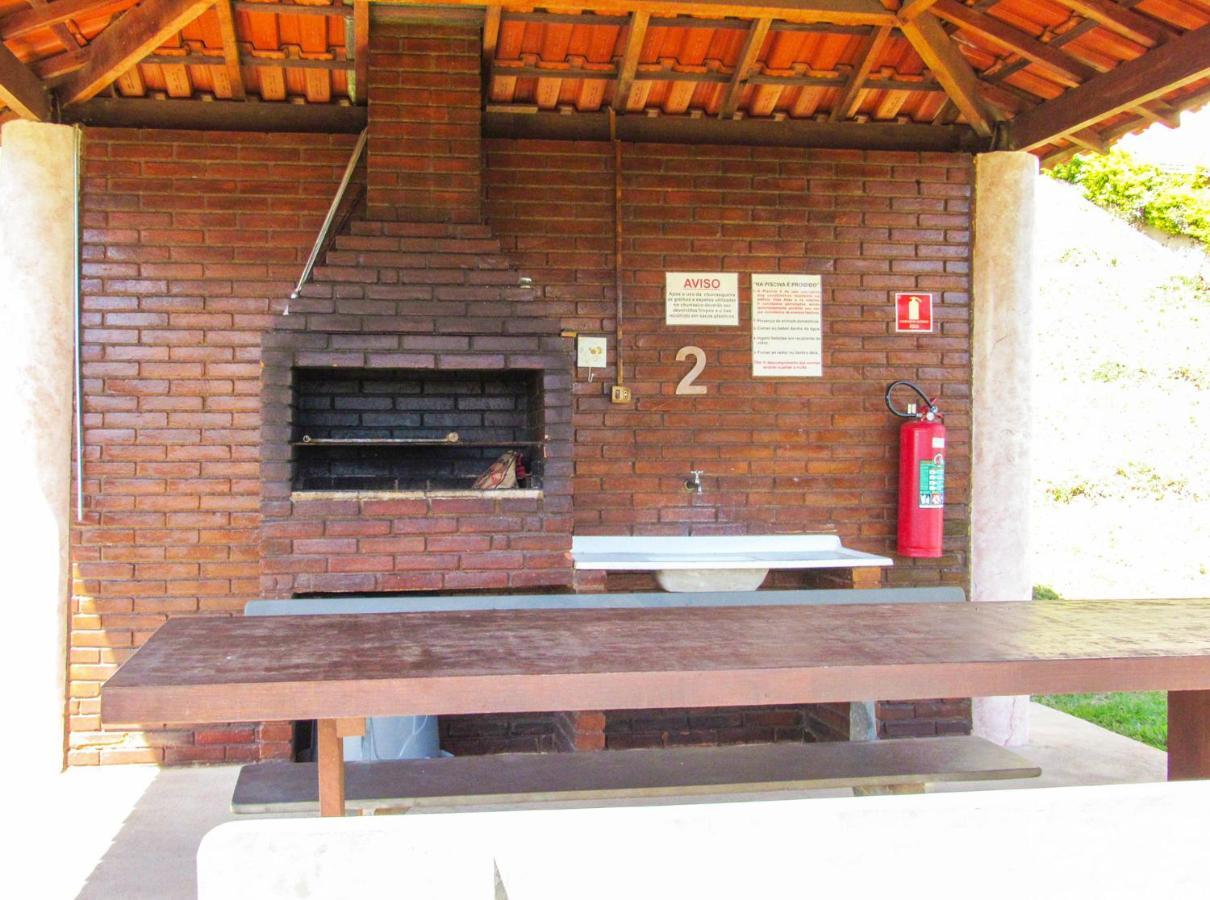 Apto c lazer e linda vista verde Águas de Lindóia Exterior foto