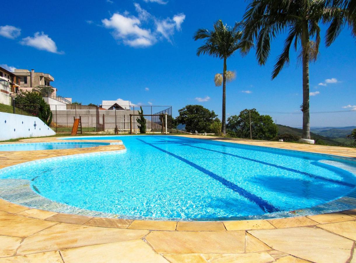 Apto c lazer e linda vista verde Águas de Lindóia Exterior foto