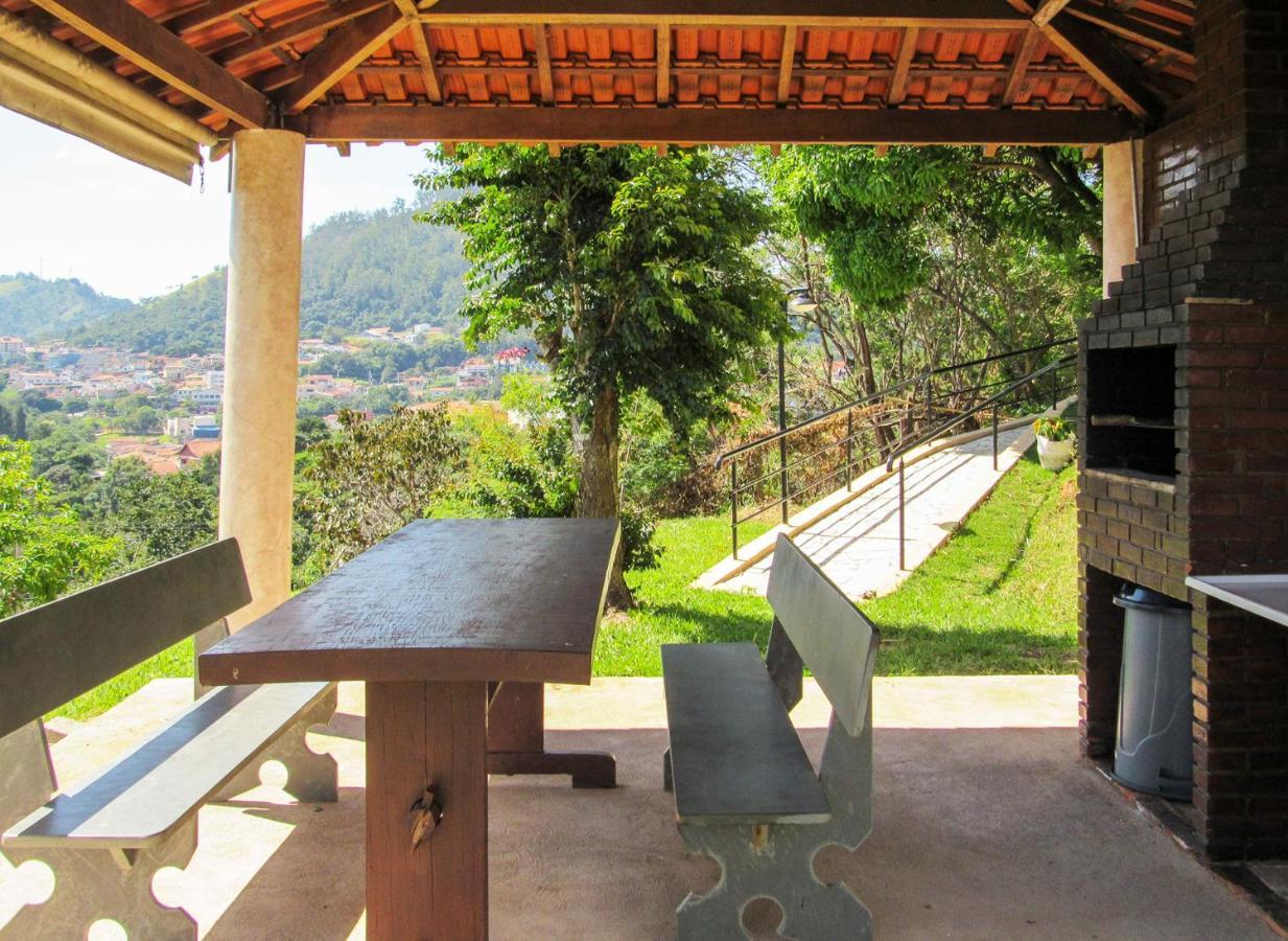 Apto c lazer e linda vista verde Águas de Lindóia Exterior foto